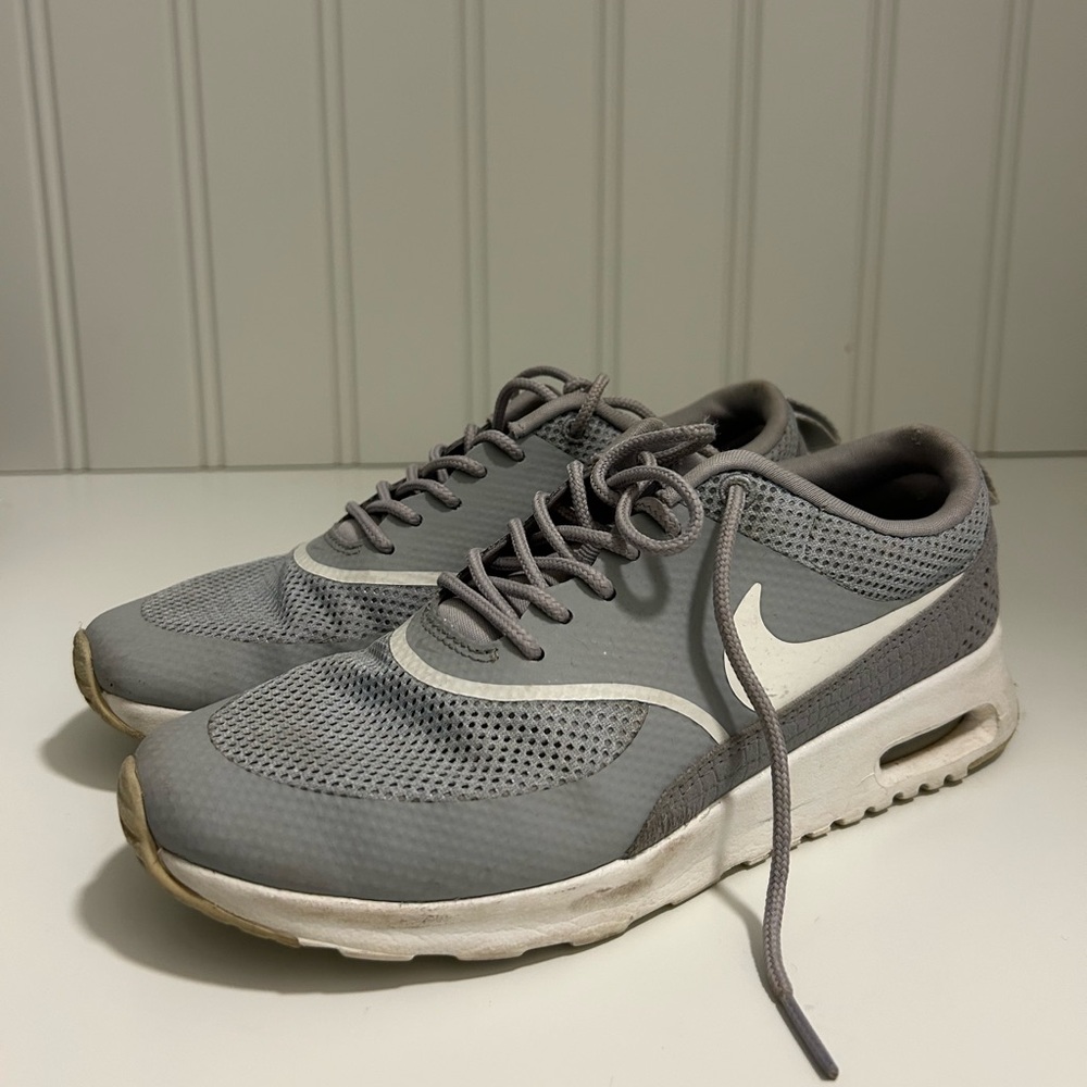 Nike Light Grey and White Air Max Sneakers with Mesh Upper